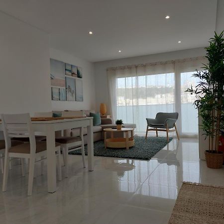 Beach Life Apartment, New, Elegant And Cozy Nazare Exterior photo