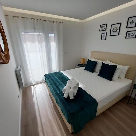 Beach Life Apartment, New, Elegant And Cozy Nazare Exterior photo