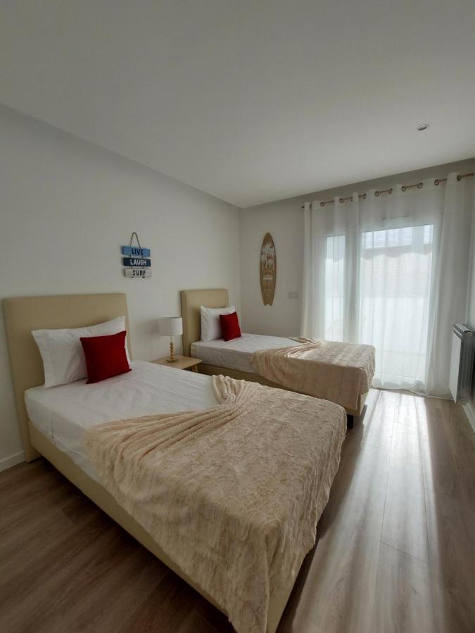 Beach Life Apartment, New, Elegant And Cozy Nazare Exterior photo